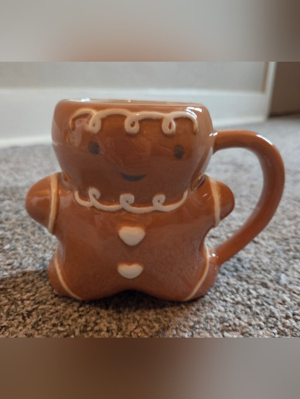 Gingerbread Man Ceramic Mug - Brown & Pink Holiday Cookie Design Viral